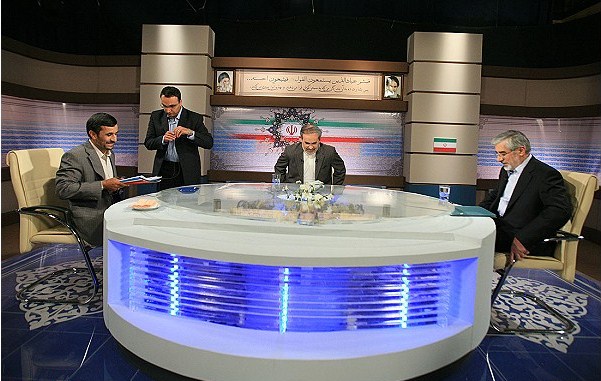مناظره های نامزدهای انتخابات ریاست جمهوری ۹۲ به طور زنده پخش نخواهد شد
