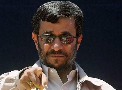 محمود احمدی نژاد: نمی‌شود عده قلیلی مصلحت مردم را تشخیص دهند/ قانون اساسی وحی مُنزل نیست/ نمایندگان، نماینده اقلیتی از مردمند