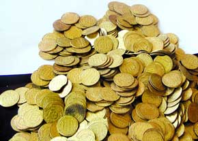 کشف هزار و ۲۰۰ سکه تقلبی در الیگودرز