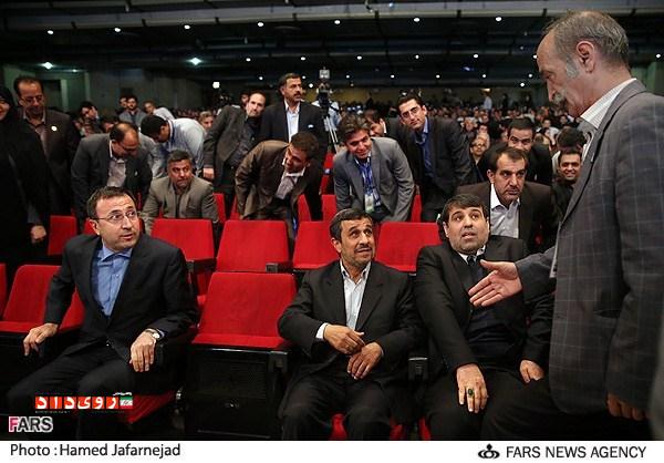 نظر محمود احمدی‌نژاد در مورد وضعیت موسوی، کروبی و رهنورد !