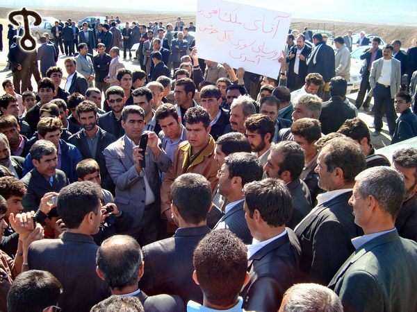 استقبال مردم روستای سوری لکی از حاج الهیار ملکشاهی