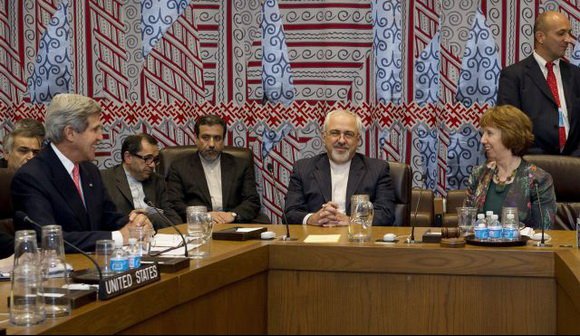 توافق ایران و۱+۵ برای ادامه مذاکرات در ۲۳ مهر/ جان کری: جداگانه با ظریف دیدار کردم/ انگلیس: خیلی خوب بود