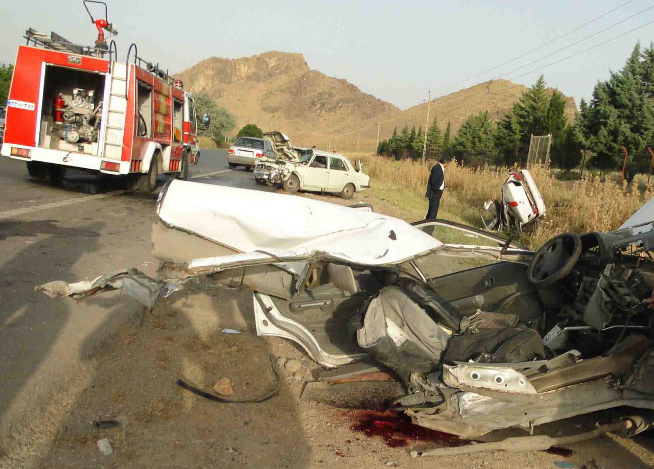 تصادف در محور خرم‌آباد به کوهدشت یک کشته و دو مجروح بر جای گذاشت