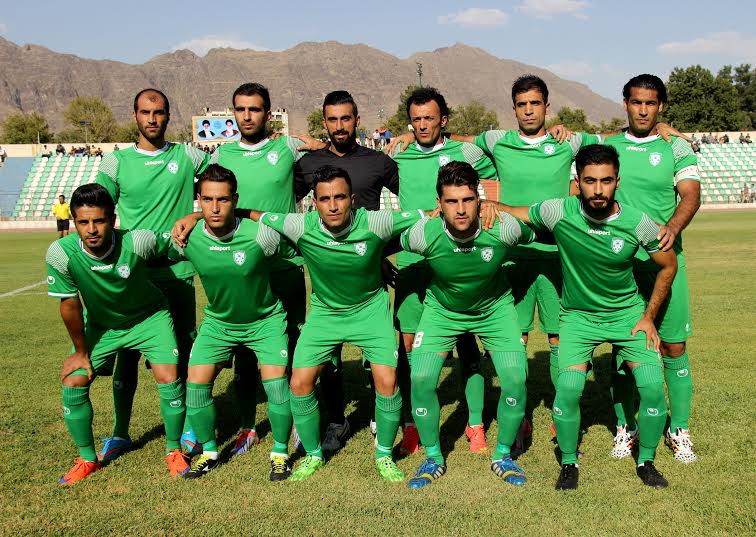 تیم فوتبال خیبر خرم آباد با ۲ گل ایرانجوان بوشهر را بدرقه کرد
