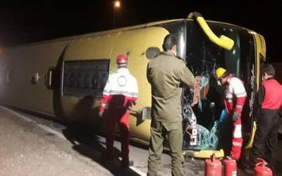 واژگونی اتوبوس اسکانیا در لرستان/ ۴ نفر مصدوم شدند